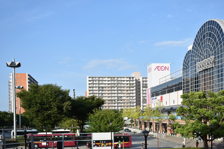 京葉線新浦安駅ロータリー風景